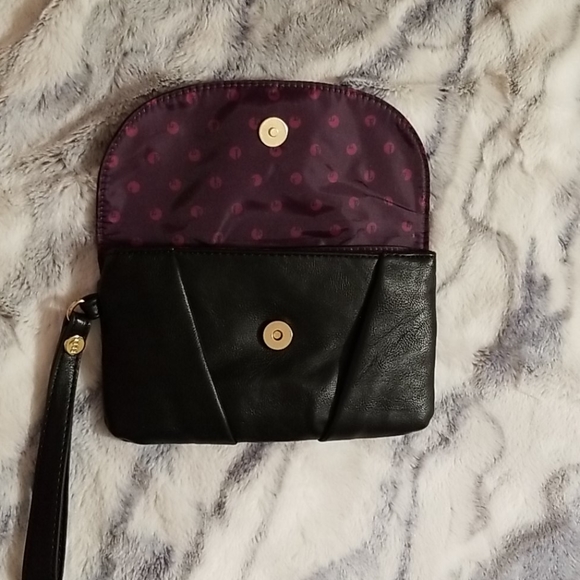 ELLE Wristlet Purse - Picture 5 of 7